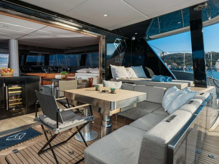 Charter a Sunreef LUCY in French Riviera on Samboat