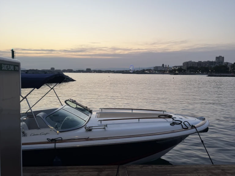Motorboat to hire Saint-Raphaël at the best price