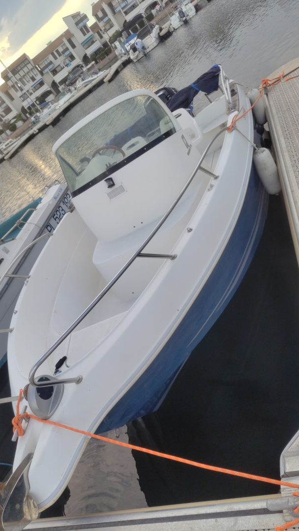 Charter a Quicksilver Quicksilver 550 Commander in Le Barcarès on Samboat