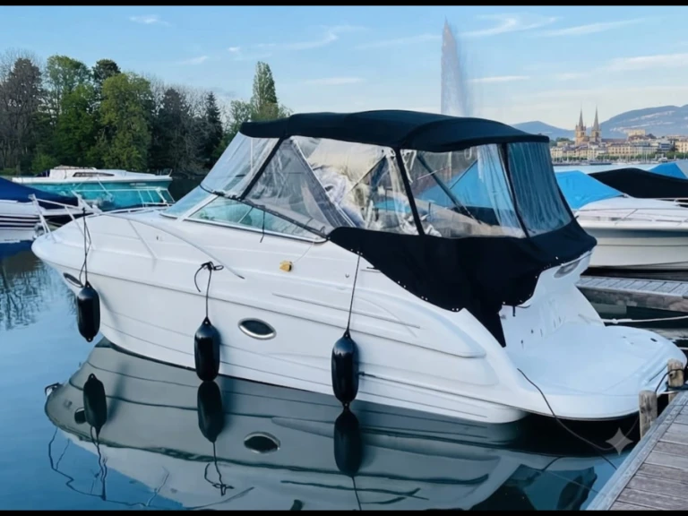 Motorboat to hire Geneva (City) at the best price