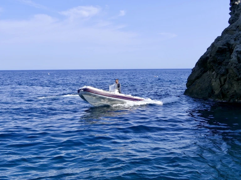 Hire RIB with or without skipper sportis Le Brusc