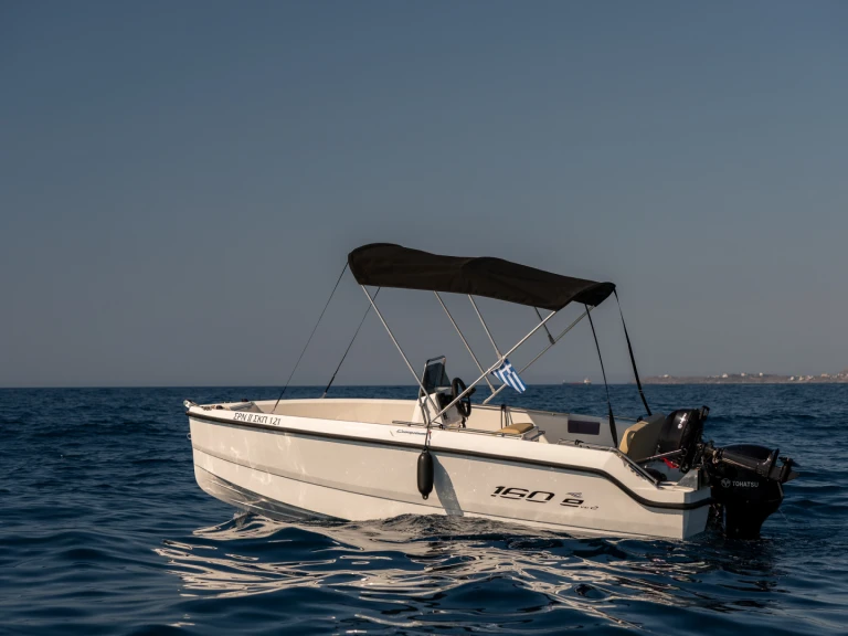 Motorboat to hire Chania at the best price