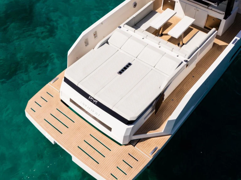 Motorboat to hire Valletta at the best price