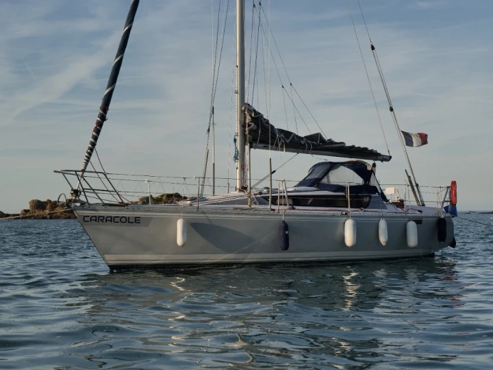 Yacht hire Le Havre cheap Feeling 920 GT