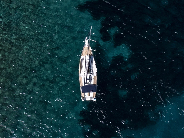 Hire Sailboat with or without skipper Val Hvar