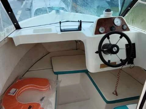 Yacht charter Pléneuf-Val-André - Quicksilver Quicksilver 560 Timonier on SamBoat