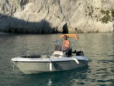Yacht hire Laganas cheap Bluewater 480