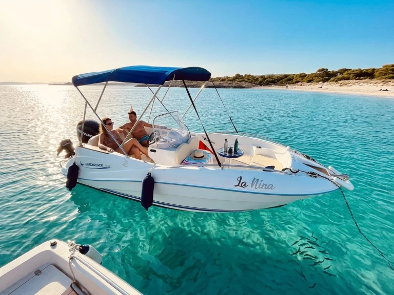 Motorboat hire in Cambrils - Quicksilver Quicksilver 505 Commander