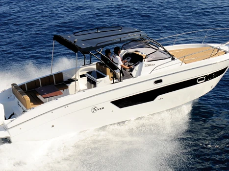 Hire Motorboat Saver with a boat licence