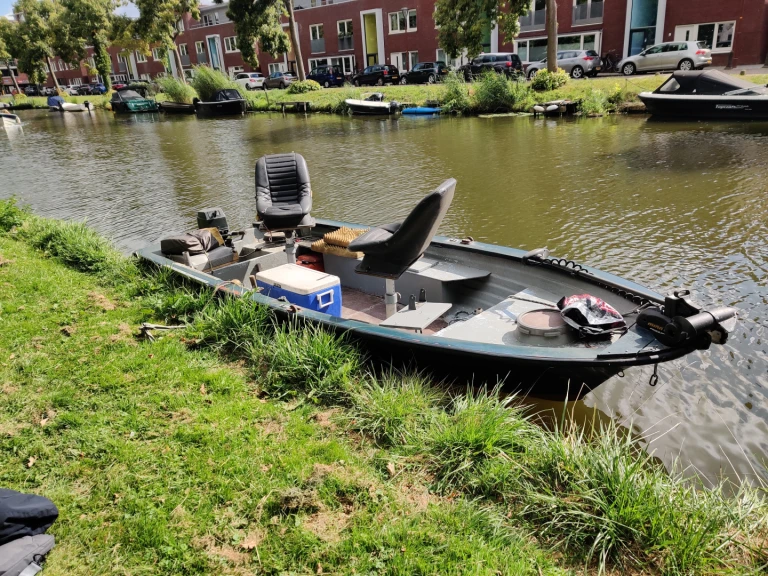 Hire a Onbekend Onbekend Almere Stad