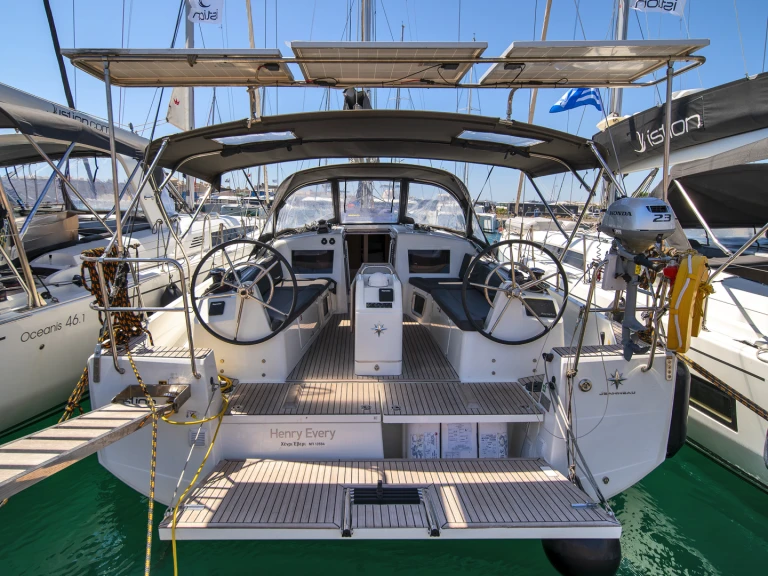 Charter a Jeanneau Sun Odyssey 410 in Rhodes (City) on Samboat