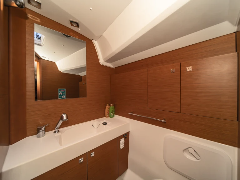 Sailboat hire in Rhodes (City) - Jeanneau Sun Odyssey 479