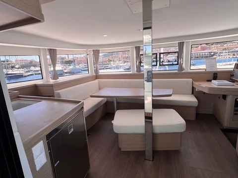 Hire Catamaran with or without skipper Lagoon Ajaccio