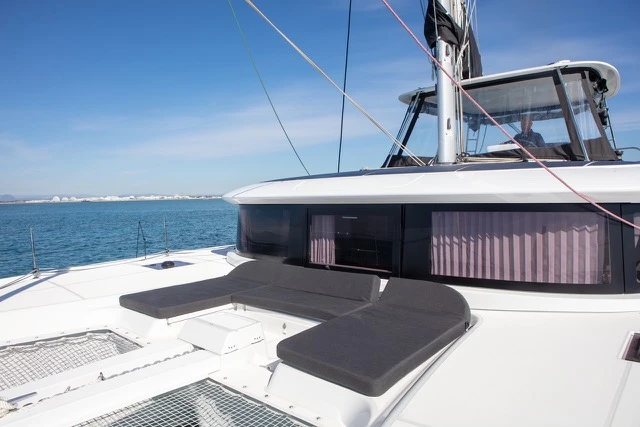 Catamaran hire in Ajaccio - Lagoon Lagoon 46