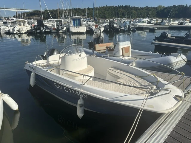 Motorboat hire in Bénodet - Bénéteau Flyer 5