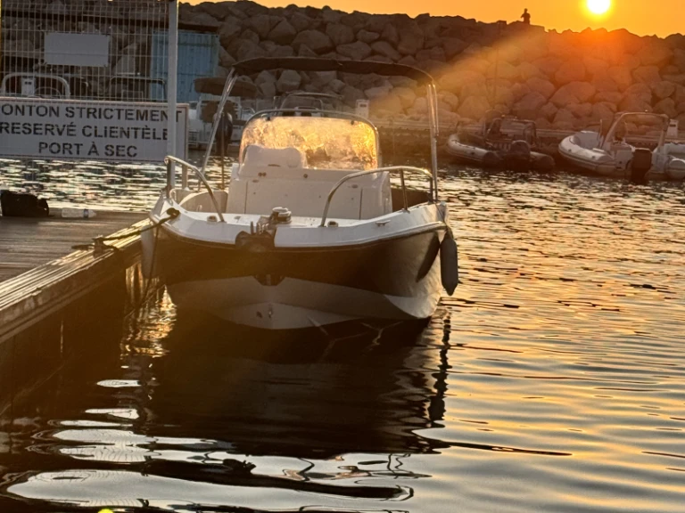 Hire a Quicksilver Openactiv France