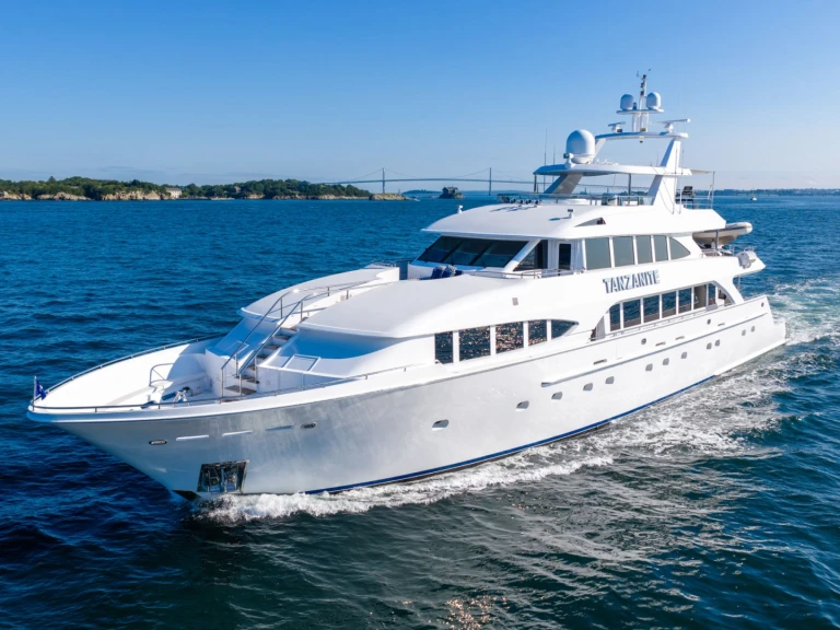 Yacht hire Fort Lauderdale cheap TANZANITE