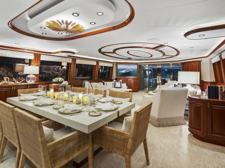 Luxury Yacht hire in New England - Westport BETH ANN