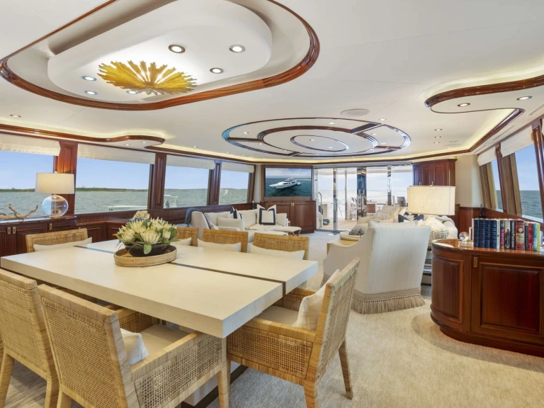 Charter a Westport BETH ANN in New England on Samboat