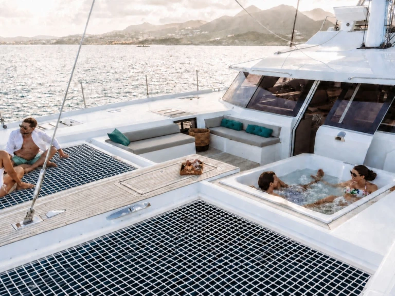 Luxury Yacht to hire British Virgin Islands (BVI) at the best price