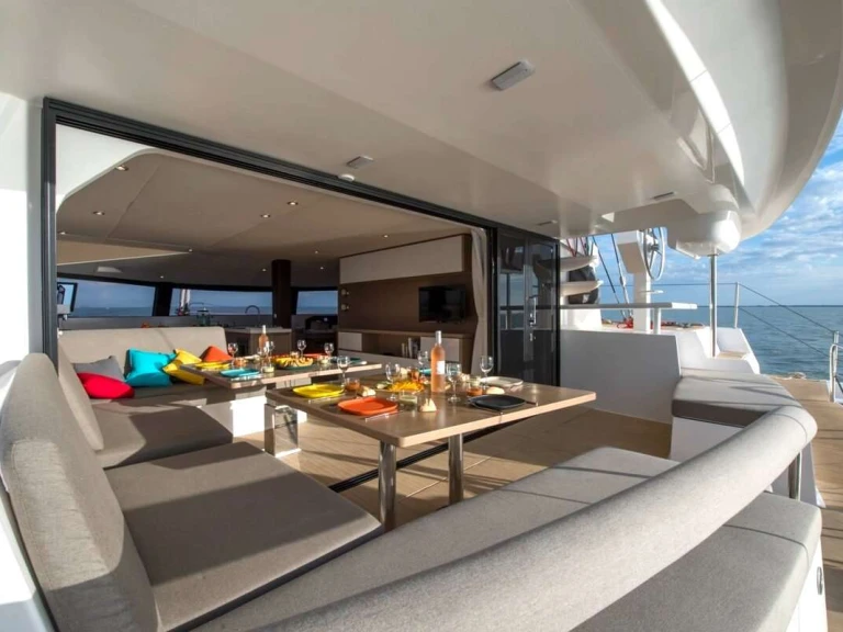 Neel L'OCTANT charter bareboat or skippered in  Caribbean