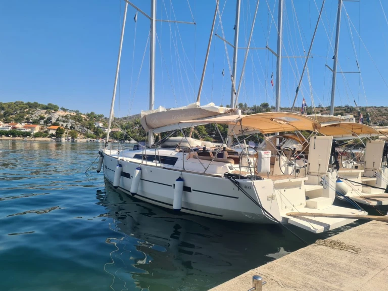 Hire Sailboat with or without skipper Dufour Zaton