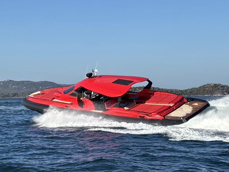 Luxury Yacht hire in Porto-Vecchio - Sacs STRIDER 19