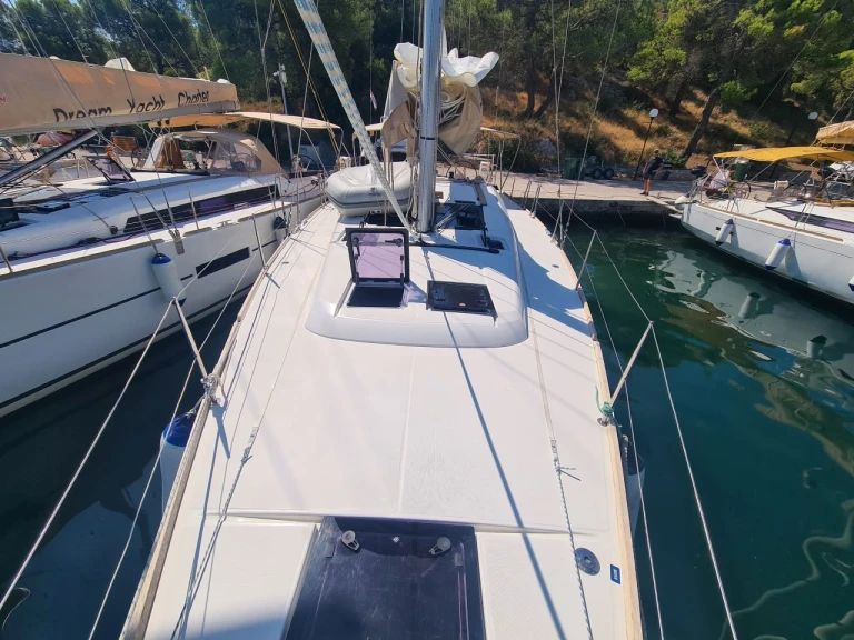 Dufour Dufour 460 Grand Large charter bareboat or skippered in  Zaton