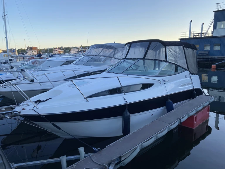 Bayliner Bayliner 245 ciera charter bareboat or skippered in  Stockholm