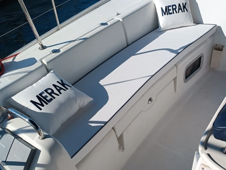 Hire Sailboat with or without skipper Bénéteau Castellammare di Stabia