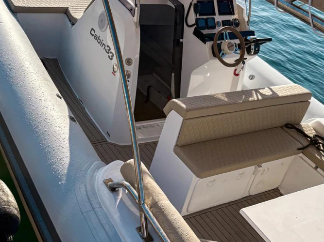 Hire RIB Tarpon with a boat licence