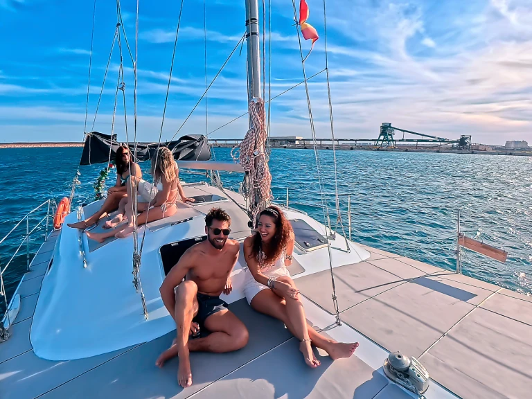 Catamaran to hire Santa Pola at the best price