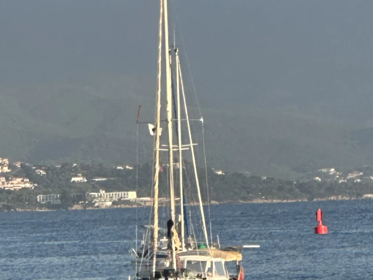 Yacht hire L'Estaque cheap Fifty 27