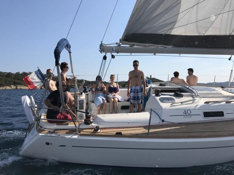 Hire Sailboat Dufour with a boat licence