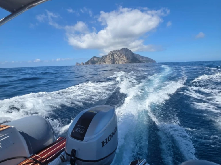 Motorboat hire in Sorrento - op marine Op Marine 19