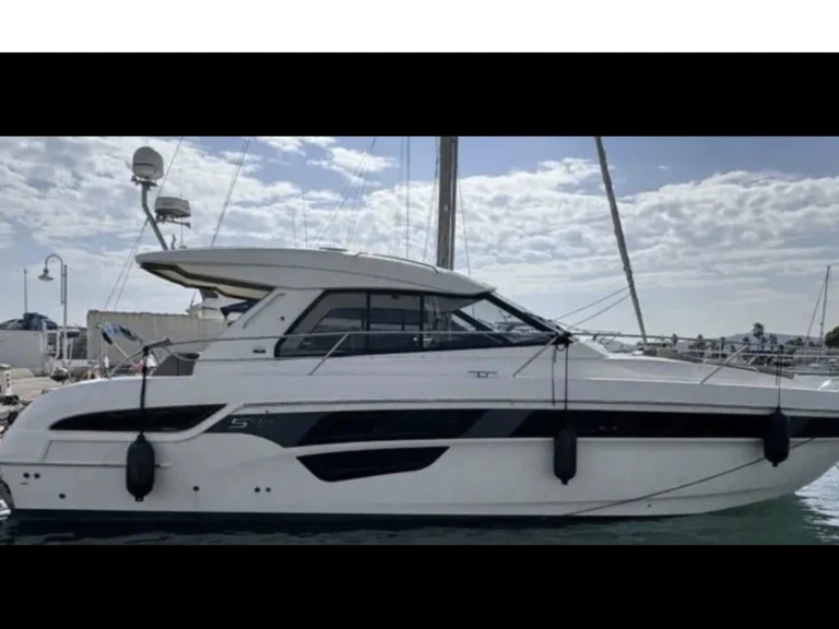 Yacht hire Fréjus cheap S45 ht