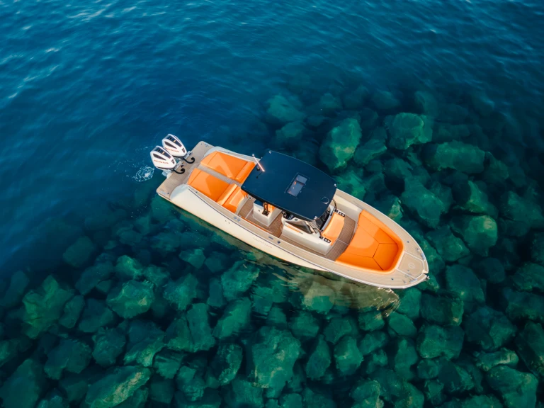 Charter a LILIBAEUM YACHT LIPARI 31 in Taormina on Samboat