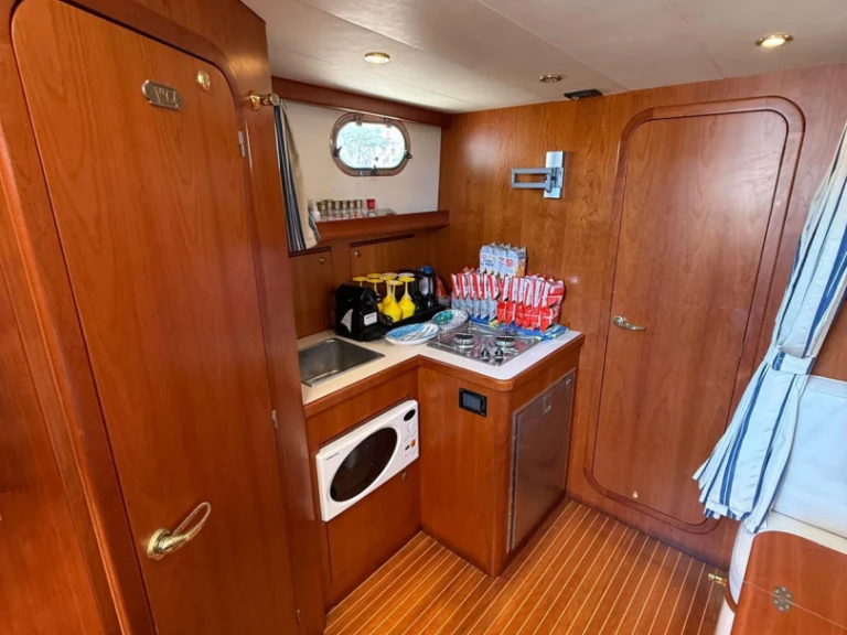 Apreamare Apreamare 100  charter bareboat or skippered in  Cetara