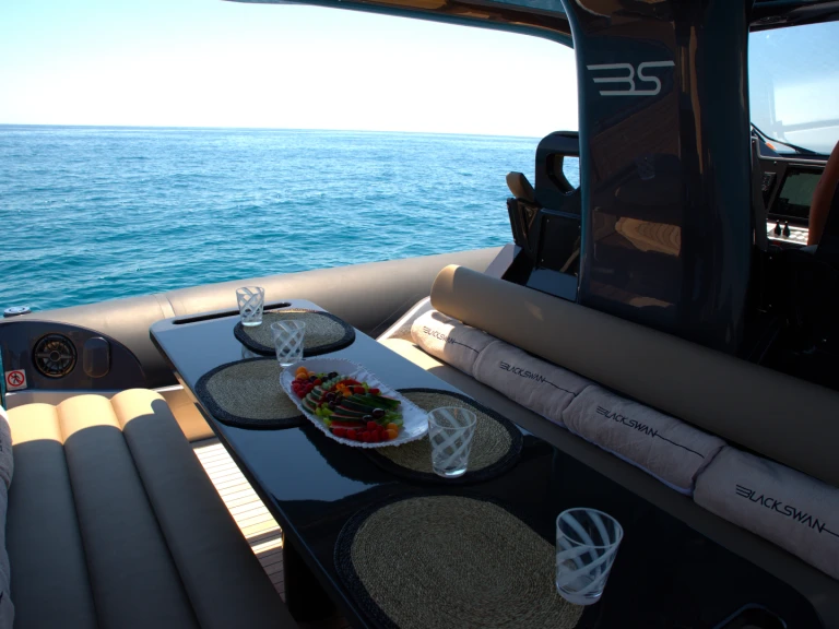 RIB hire in Saint-Tropez - Anvera 48