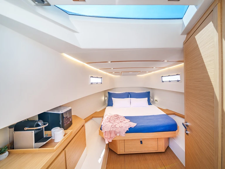 Motorboat hire in Šibenik - Pardo Yachts Pardo 38