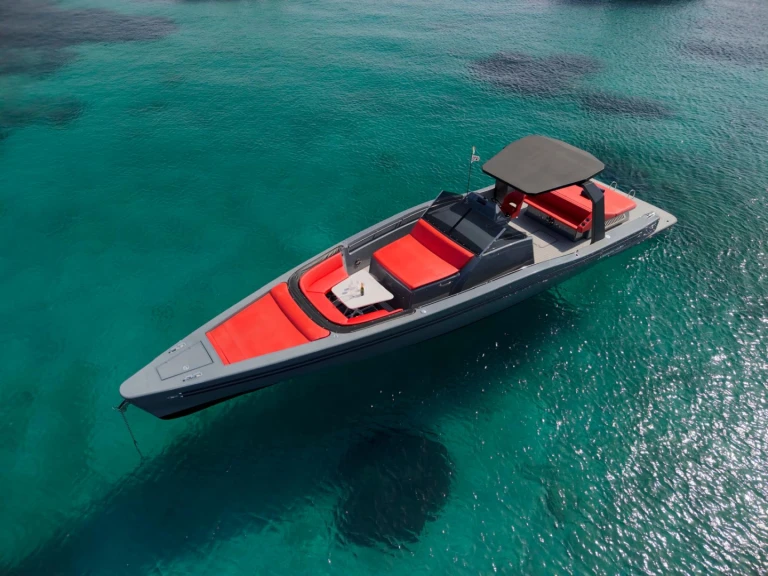 Yacht hire Porto Cervo cheap 50 luxury