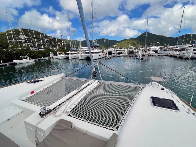Catamaran hire in Parham Town - Lagoon Lagoon 450 F