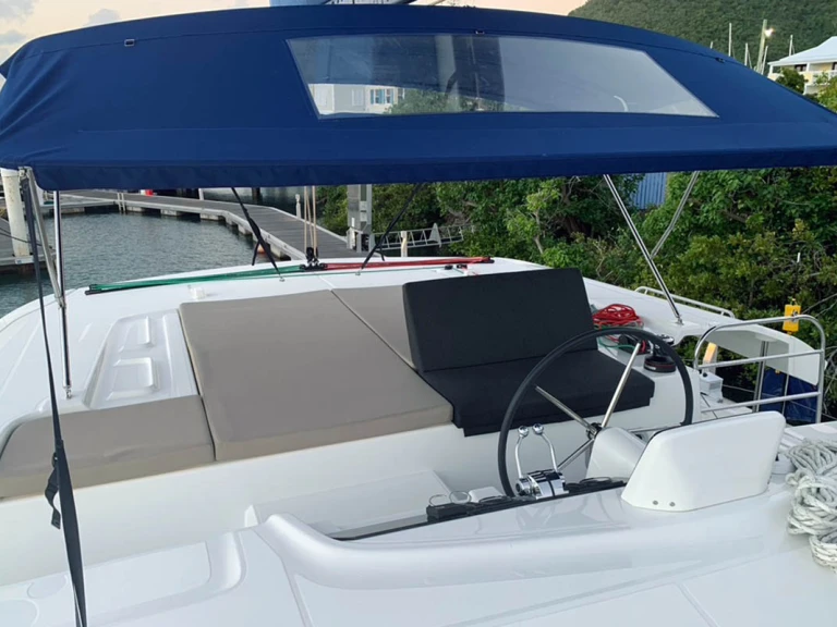 Catamaran hire in Parham Town - Lagoon Lagoon 46
