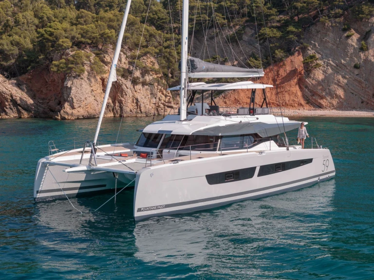 Hire Luxury Yacht with or without skipper Fountaine Pajot Saint Thomas Island