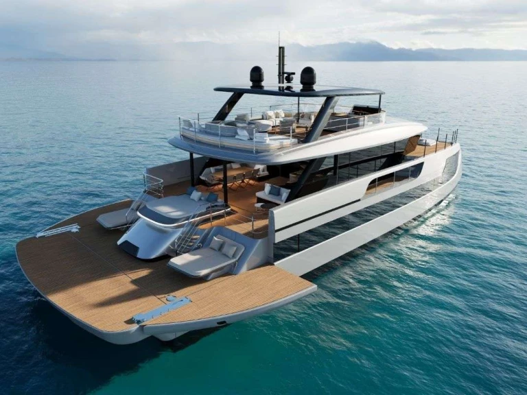 Charter a Sunreef MIIA in Bahamas on Samboat