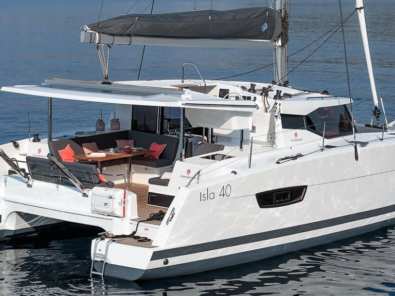 Hire Catamaran with or without skipper Fountaine Pajot Paros (Island)