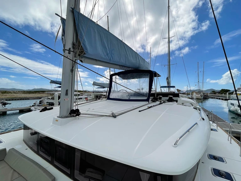 Charter a Lagoon Lagoon 450 F in Parham Town on Samboat