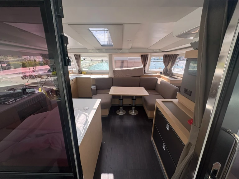 Hire Catamaran with or without skipper Fountaine Pajot Trogir