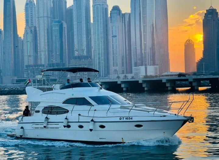 Hire a Al Shaali Marine AS 50 Dubai Marina