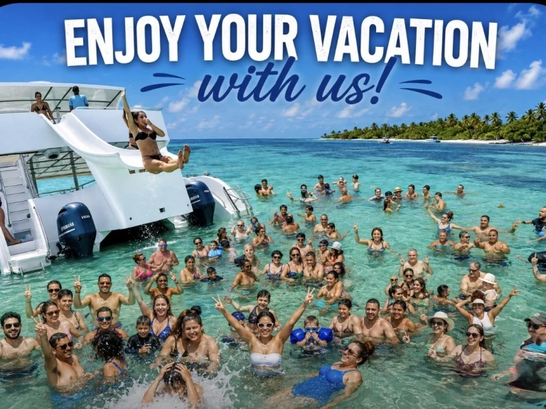 Hire Catamaran Sea Ray with a boat licence
